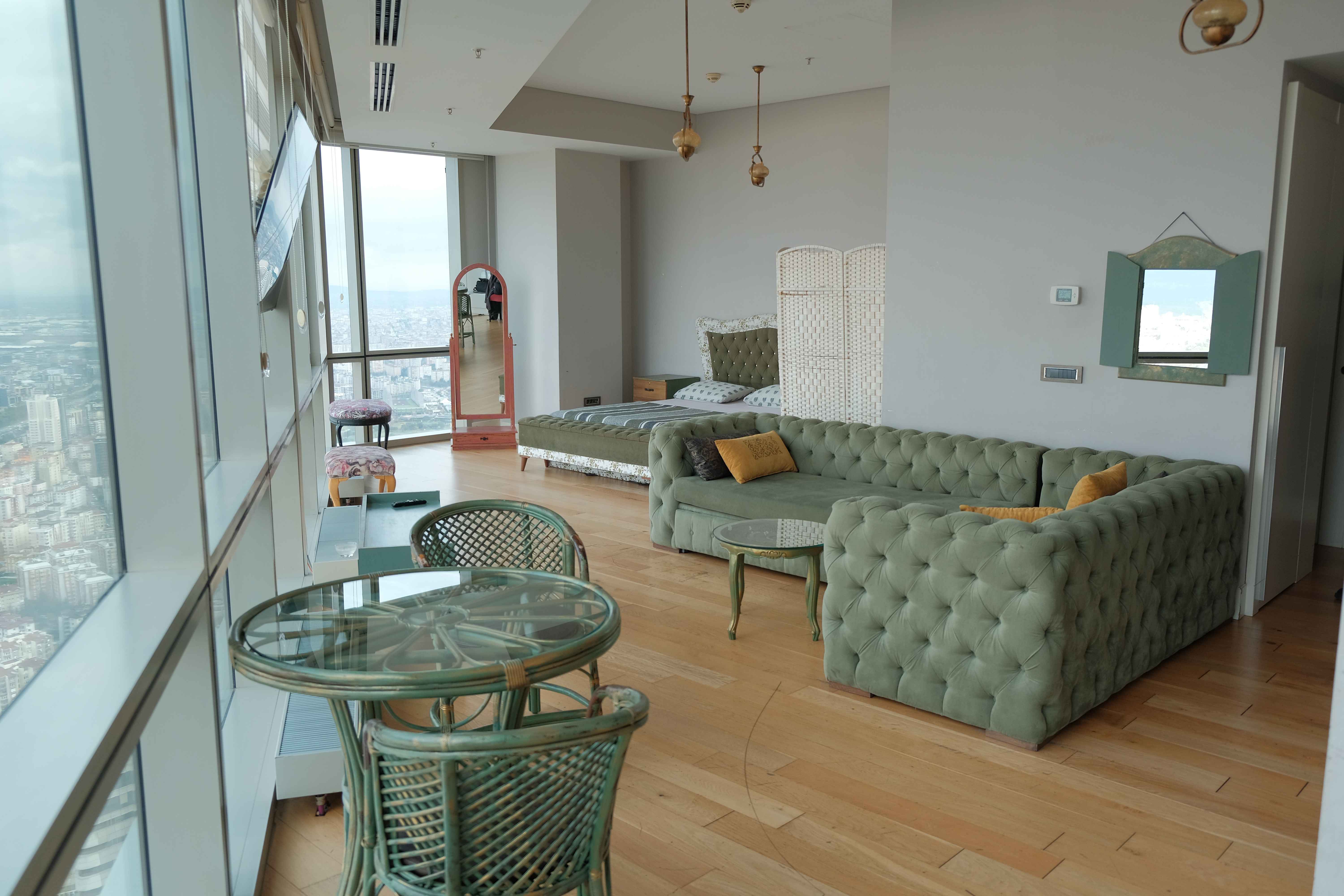 Metropol İstanbul Şubesi Loft Daire (52. Kat) 