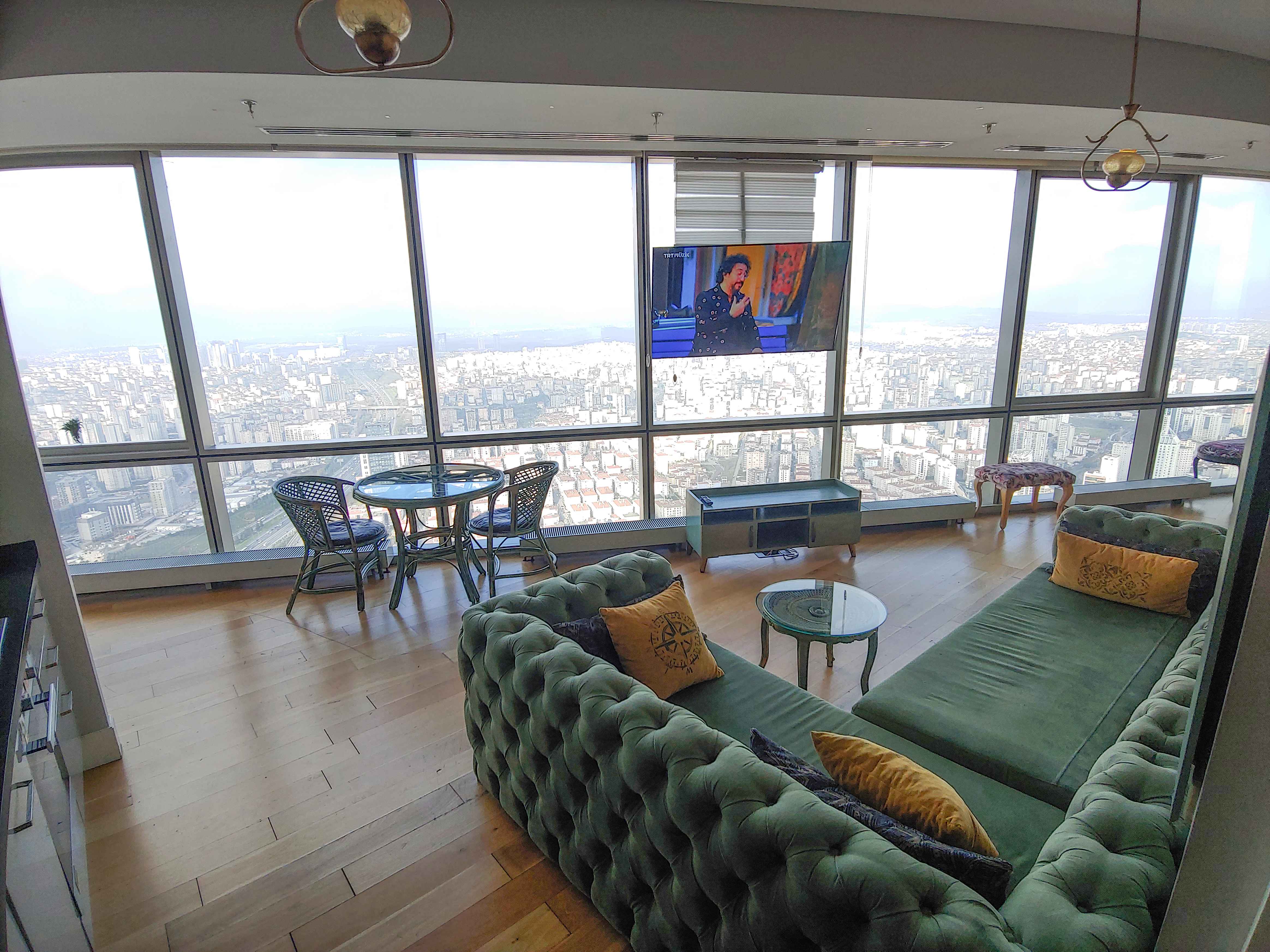 Metropol İstanbul Şubesi Loft Daire (52. Kat) 
