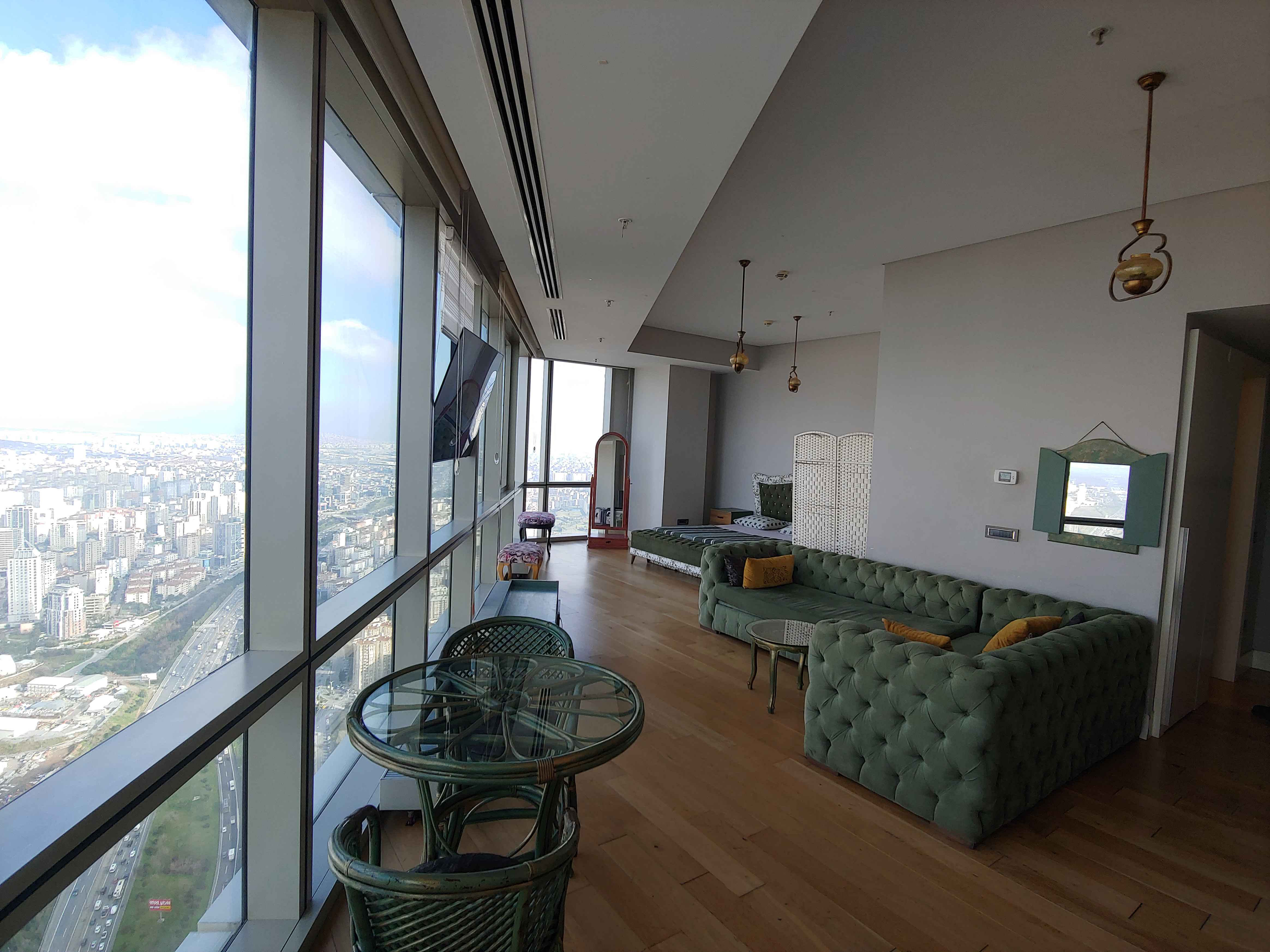 Metropol İstanbul Şubesi Loft Daire (52. Kat) 