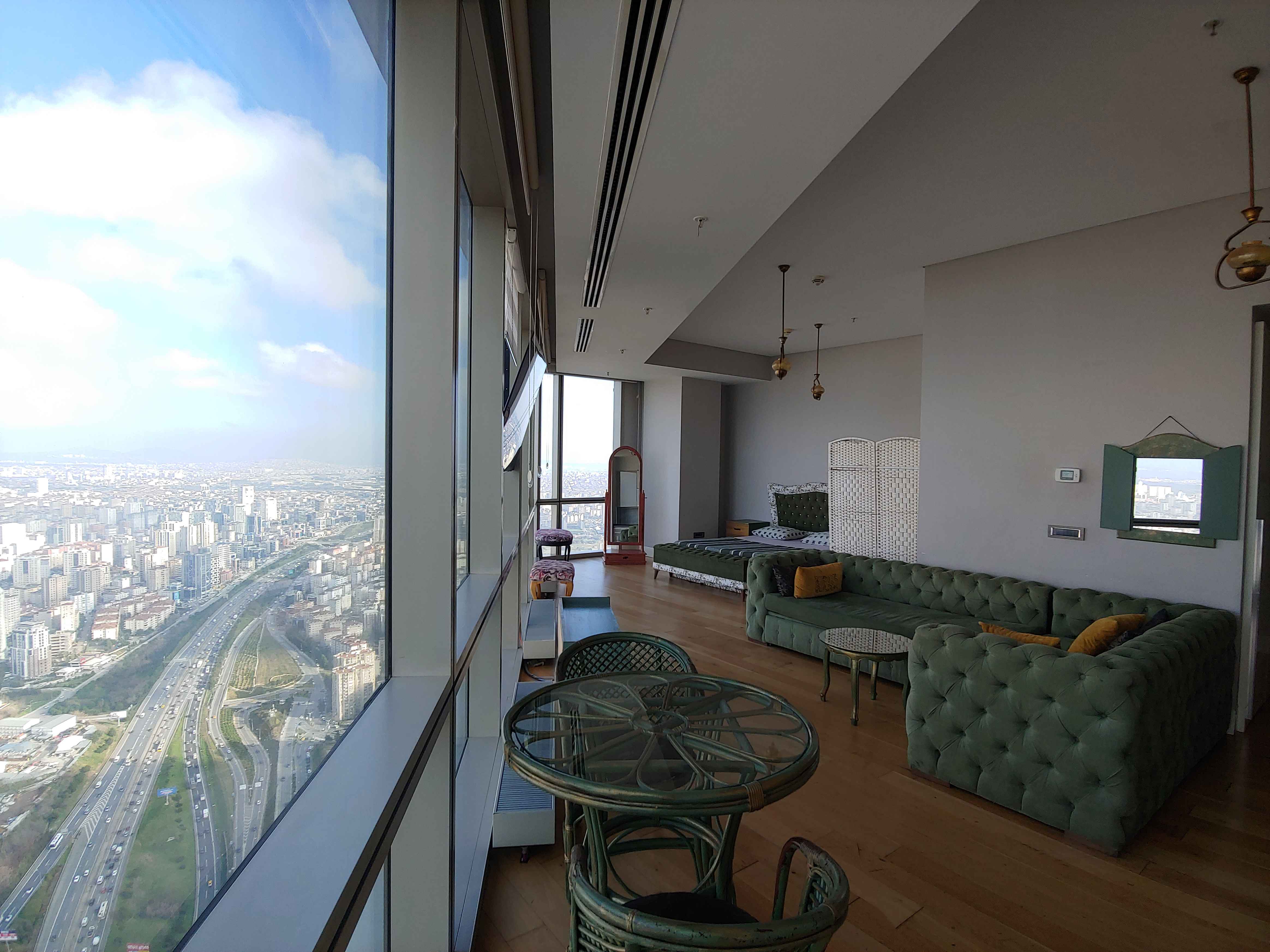 Metropol İstanbul Şubesi Loft Daire (52. Kat) 